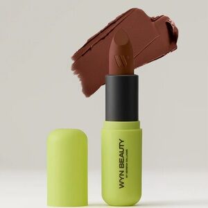 Wyn Beauty Word Of Mouth Max Comfort Matte Lipstick Color Greet - NEW In Box